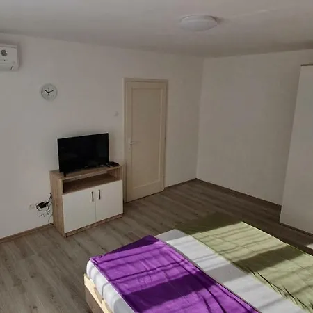 Chobs Apartmant
